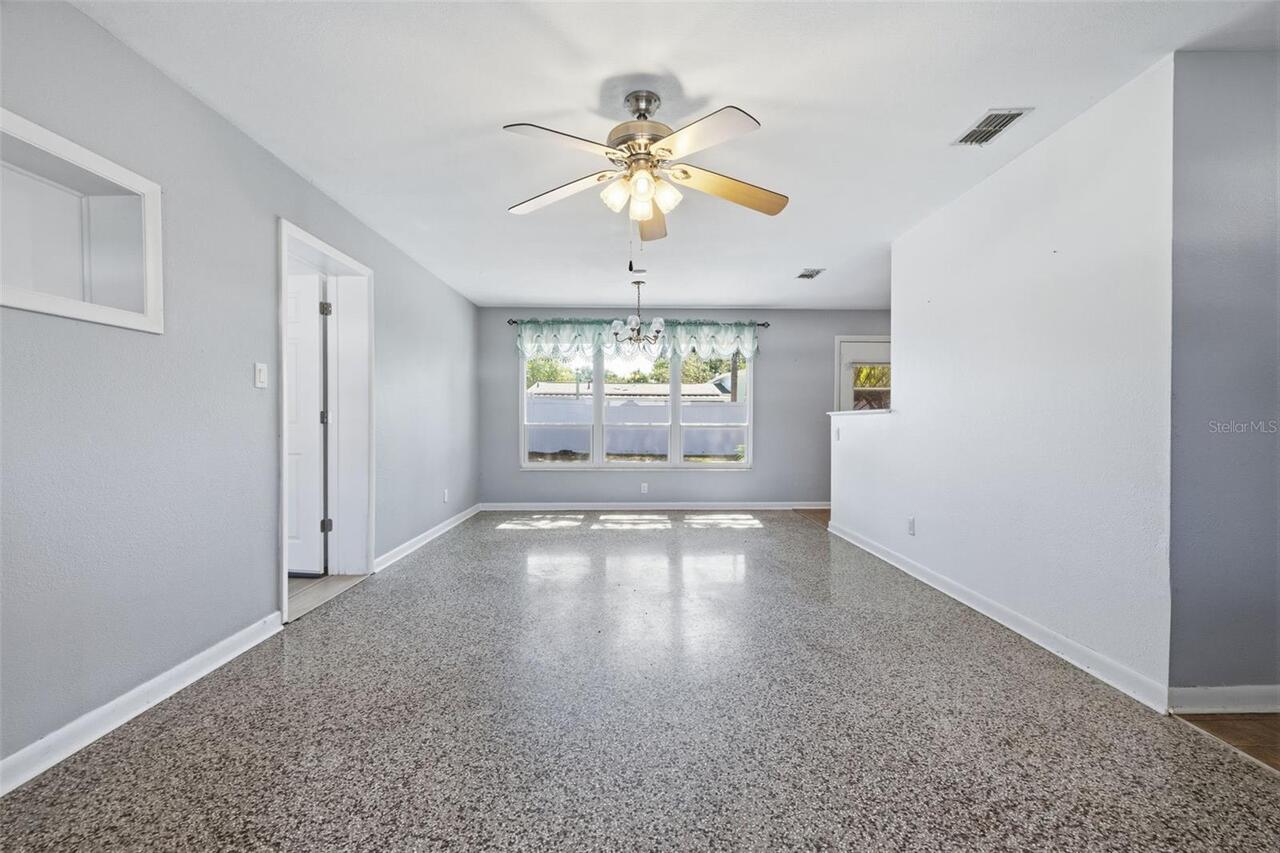 Listing Photo 6