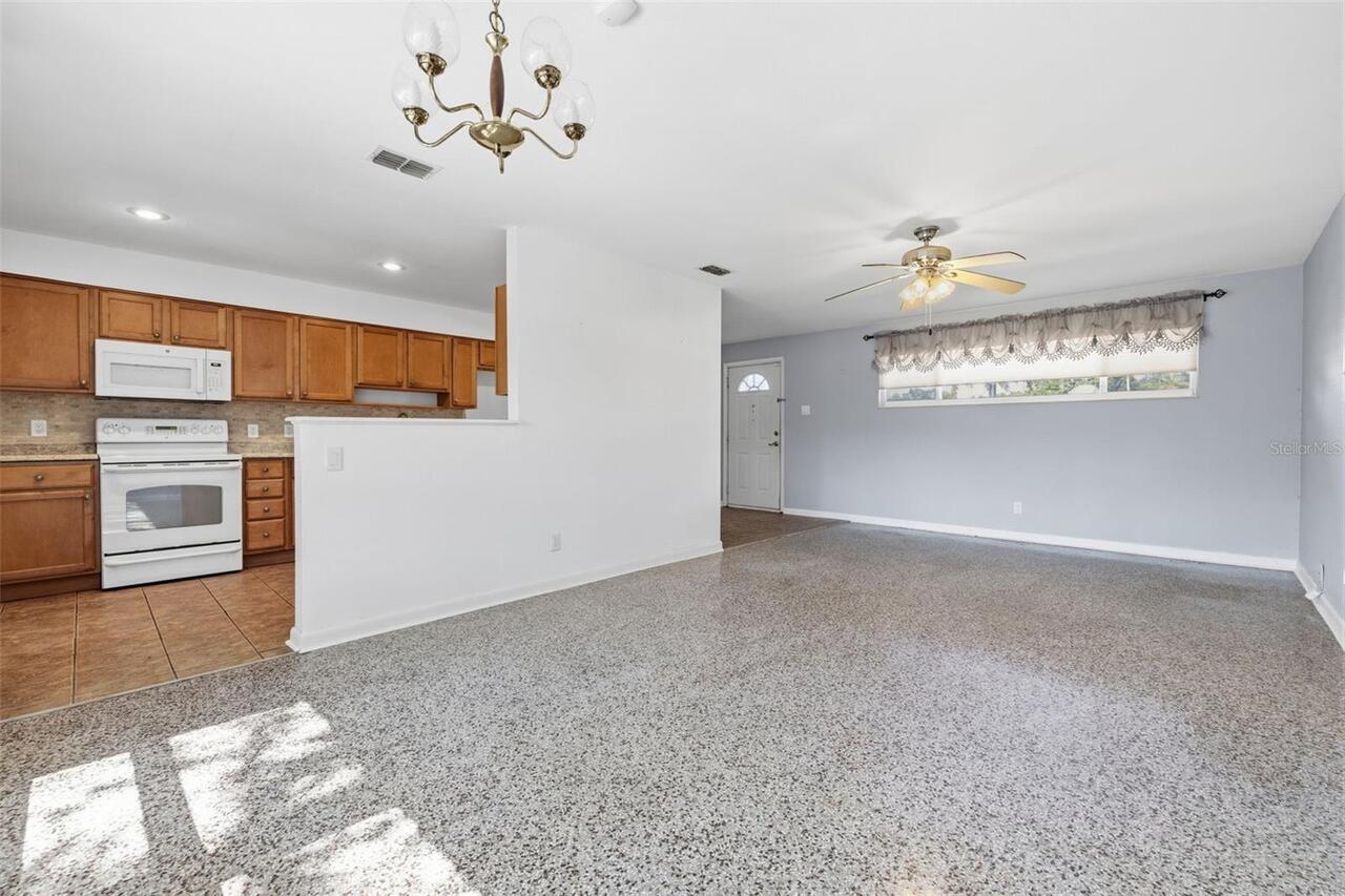 Listing Photo 7