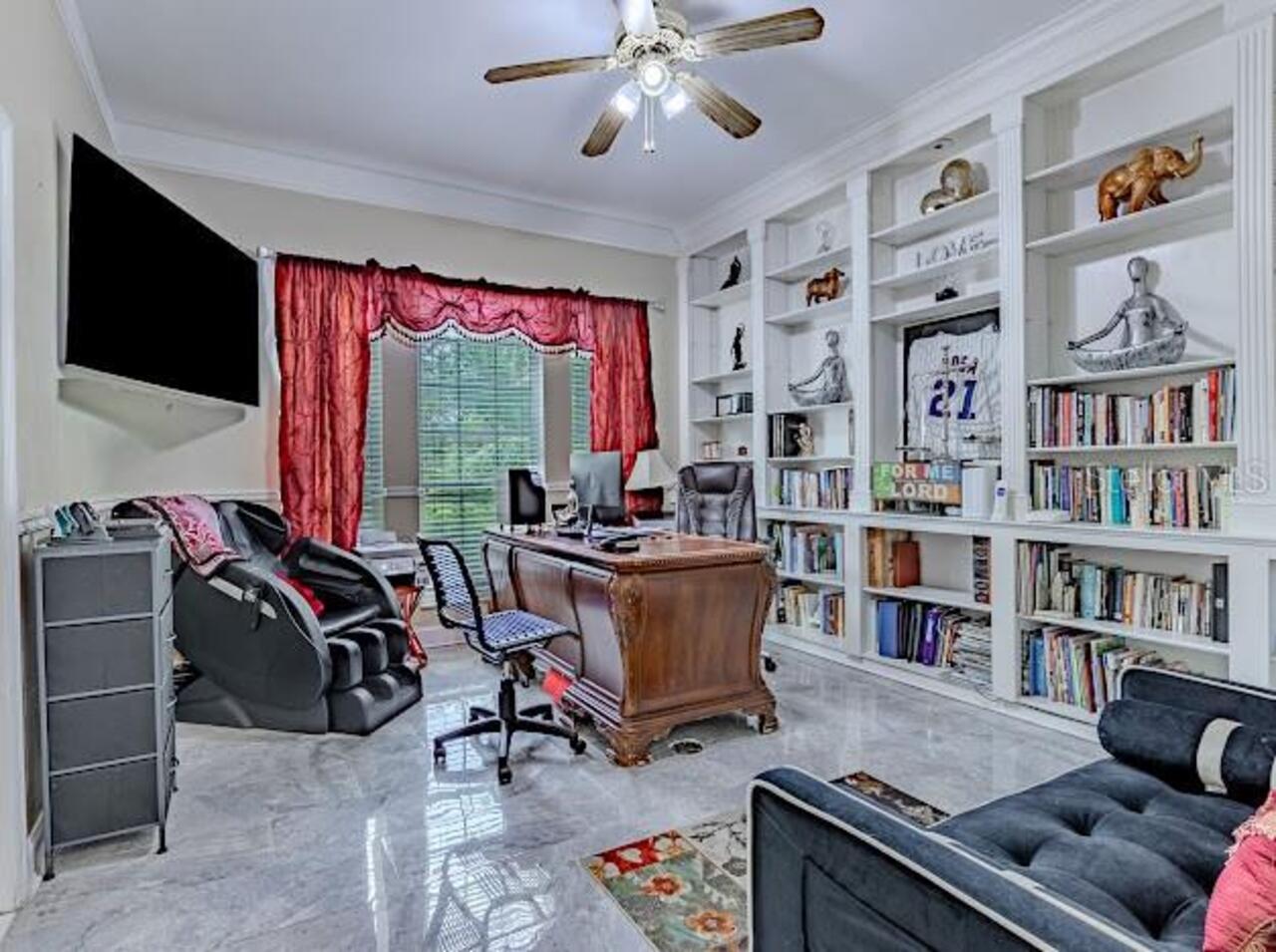 Listing Photo 11