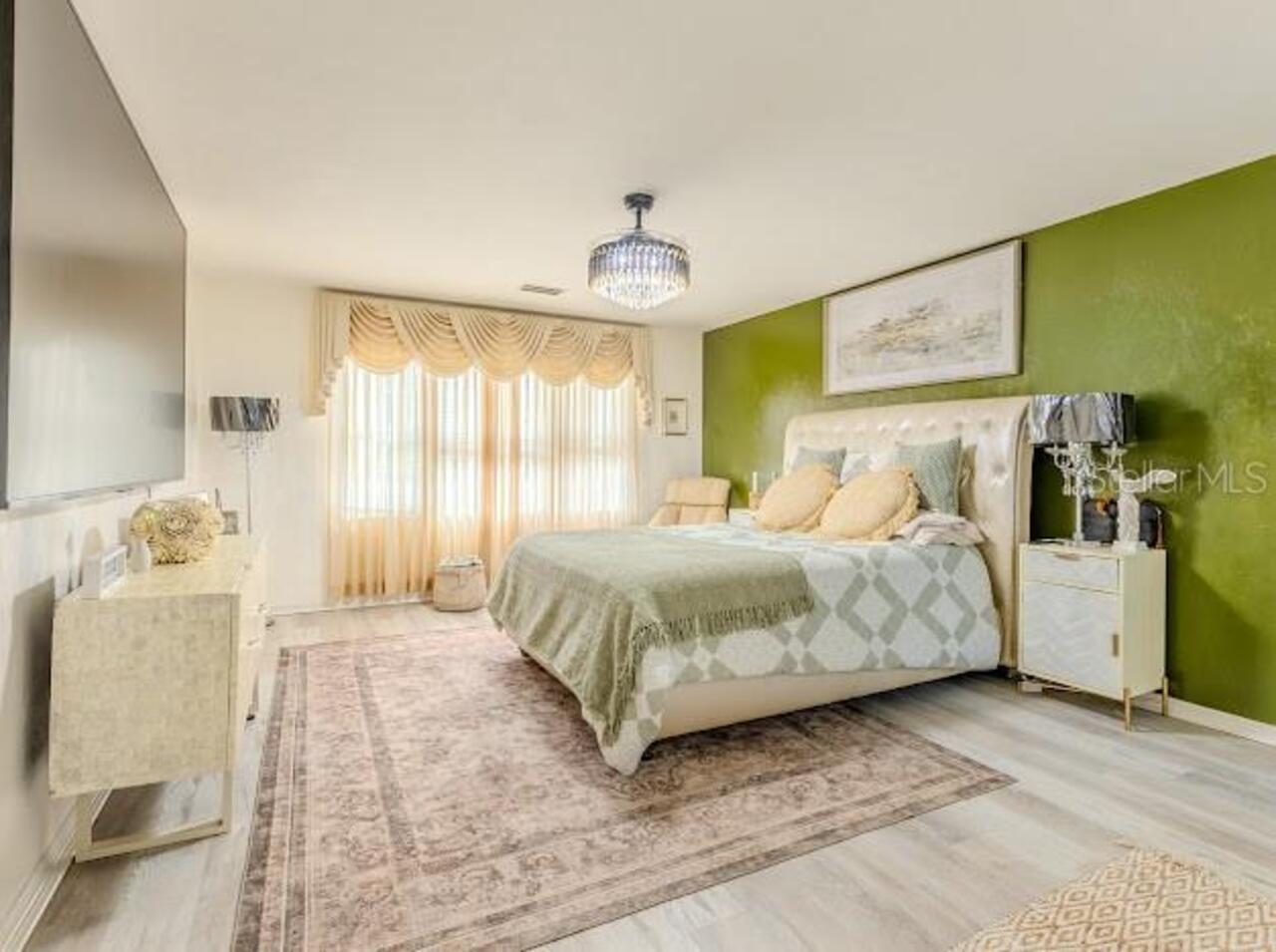 Listing Photo 23