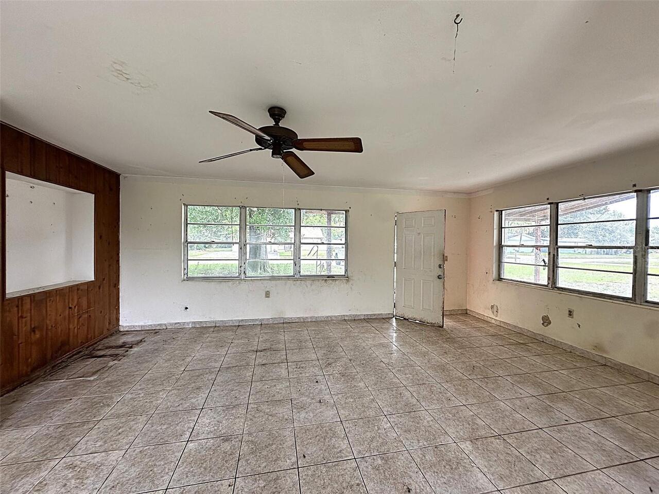 Listing Photo 8