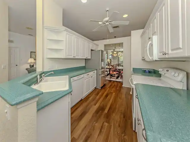 Listing Photo 13