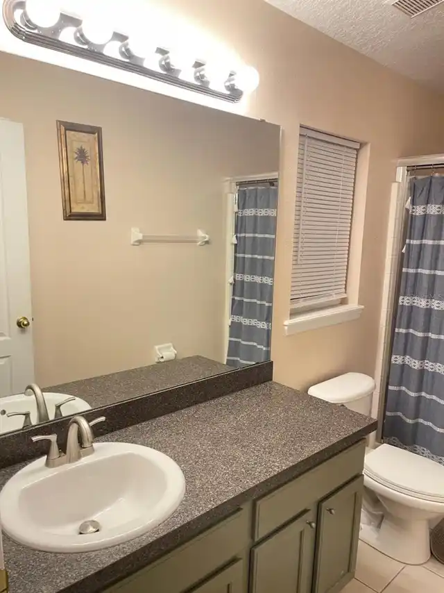 Listing Photo 8