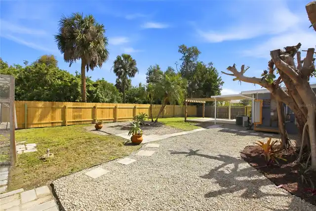 Listing Photo 25