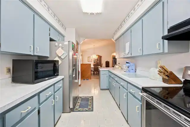 Listing Photo 19