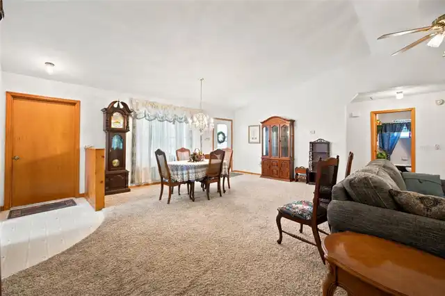 Listing Photo 22
