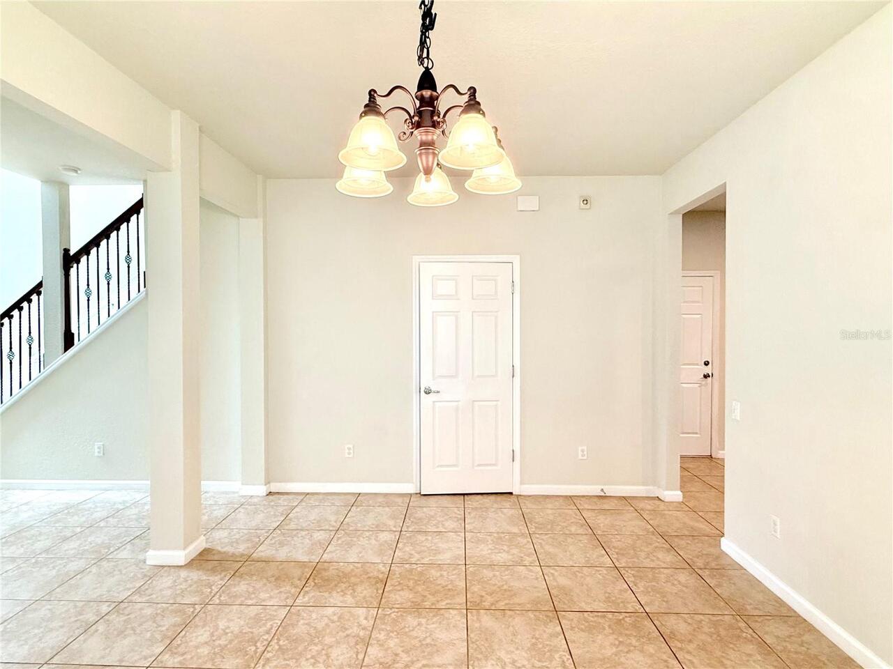 Listing Photo 14