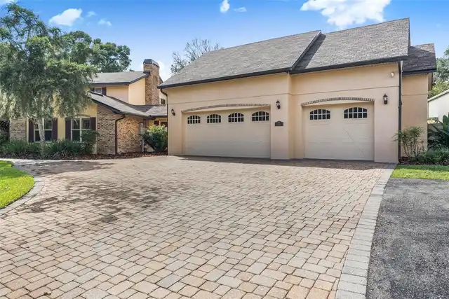 Listing Photo 8