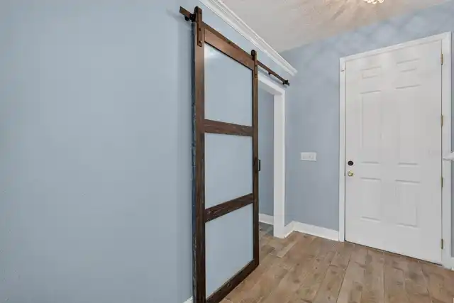 Listing Photo 13