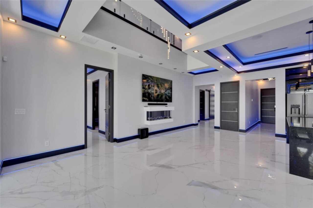 Listing Photo 16