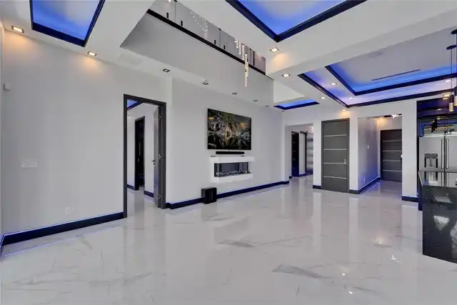Listing Photo 17