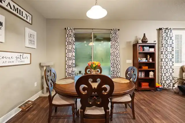 Listing Photo 11