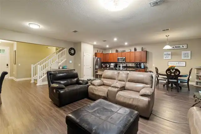 Listing Photo 13