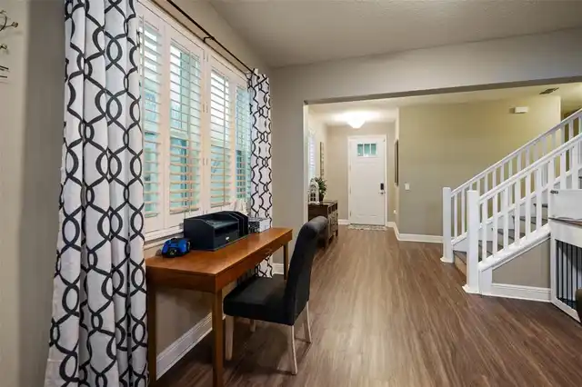 Listing Photo 14