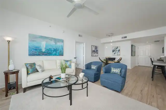 Listing Photo 12