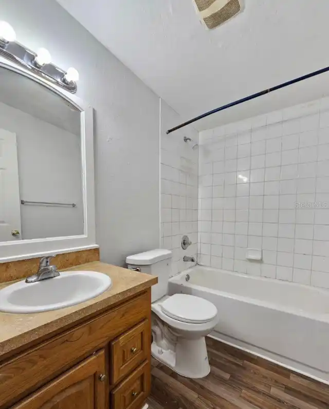 Listing Photo 7