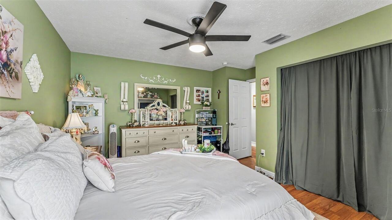 Listing Photo 22