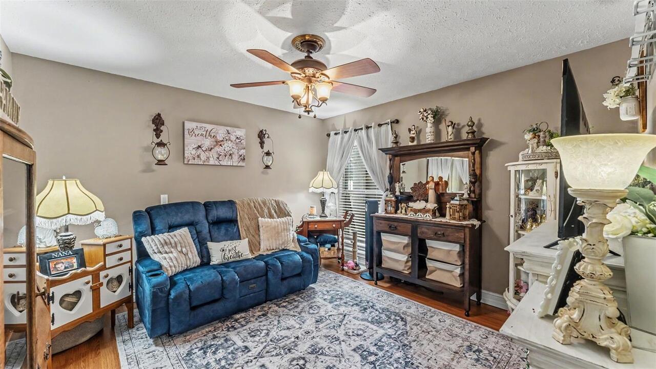 Listing Photo 25