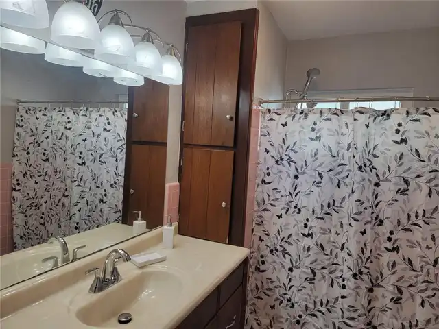 Listing Photo 33
