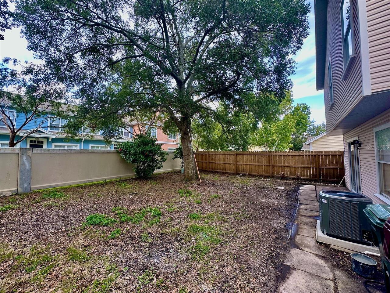 Listing Photo 9