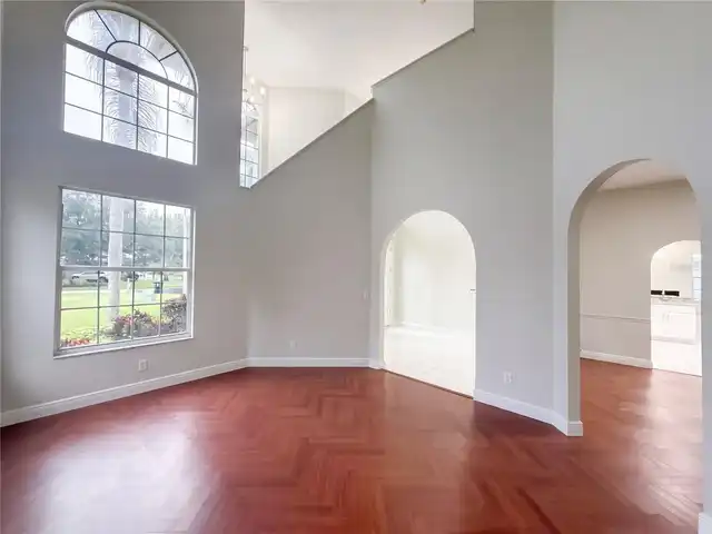 Listing Photo 8
