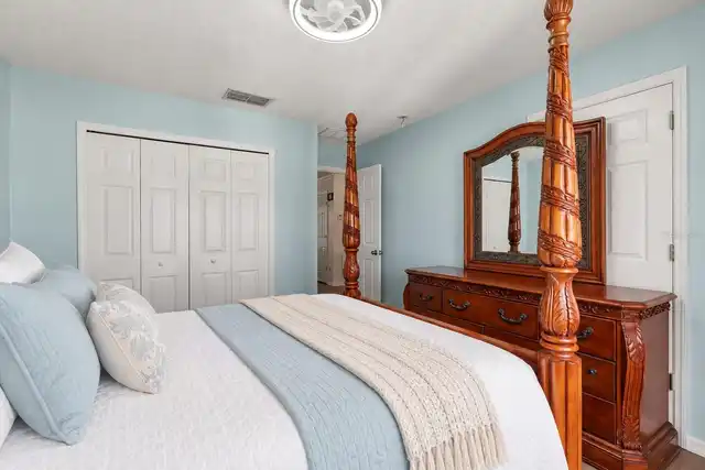 Listing Photo 25