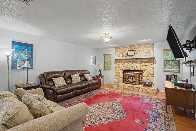 Listing Photo 22