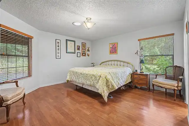 Listing Photo 25