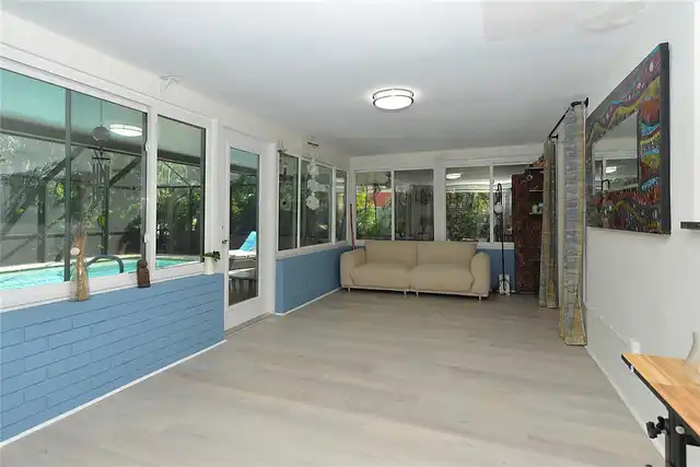 Listing Photo 25