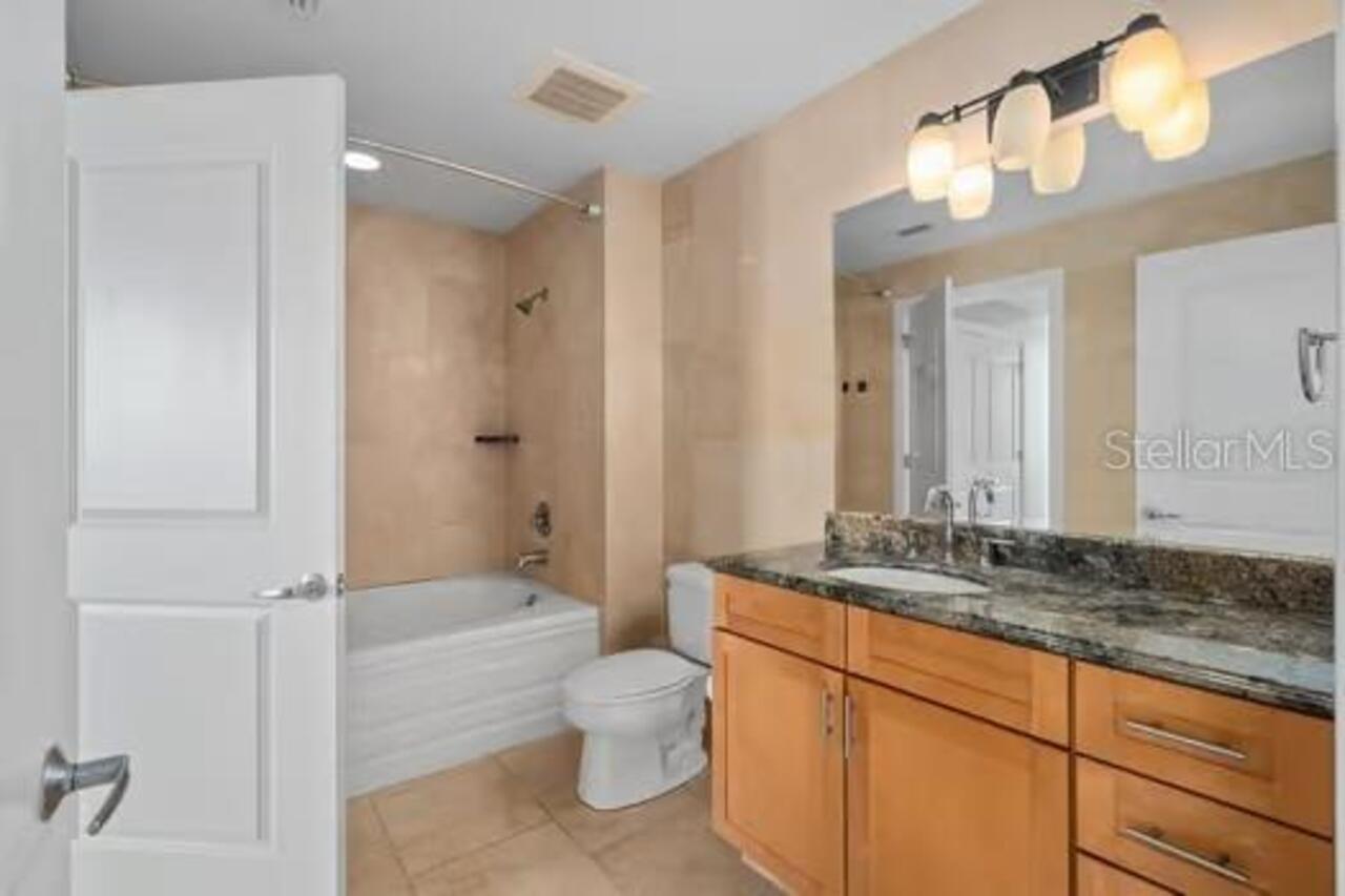 Listing Photo 11