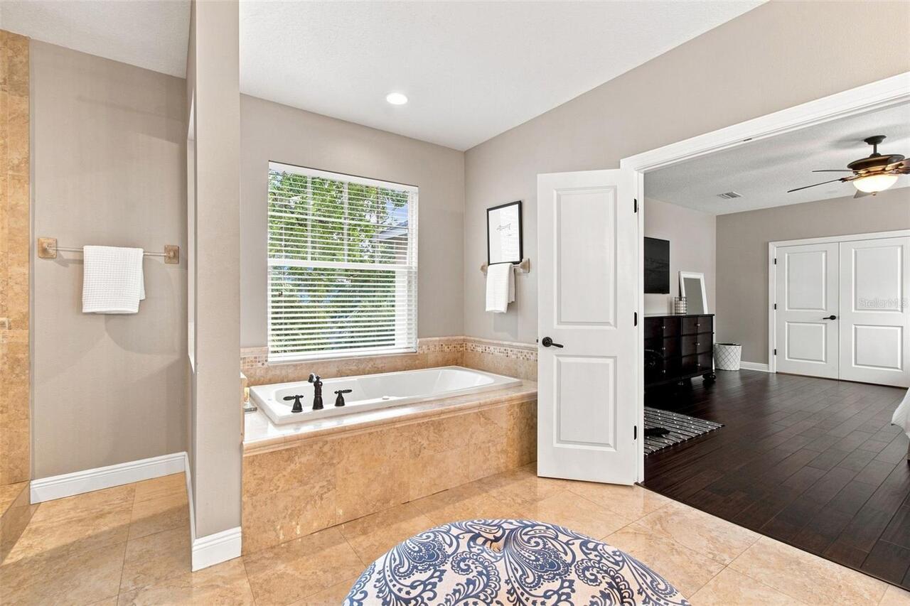 Listing Photo 35