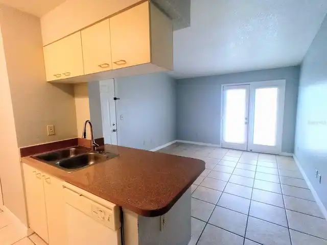 Listing Photo 7