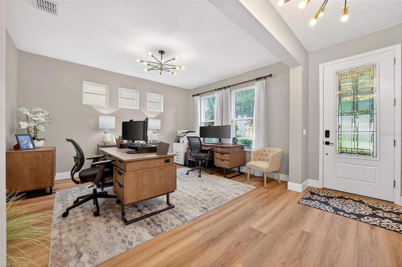 Listing Photo 18