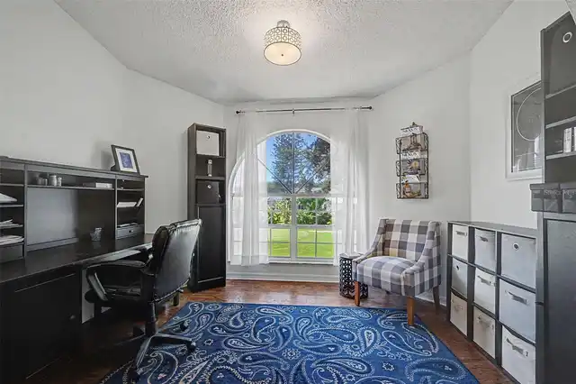 Listing Photo 25