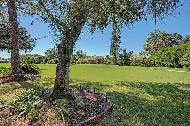 Listing Photo 39