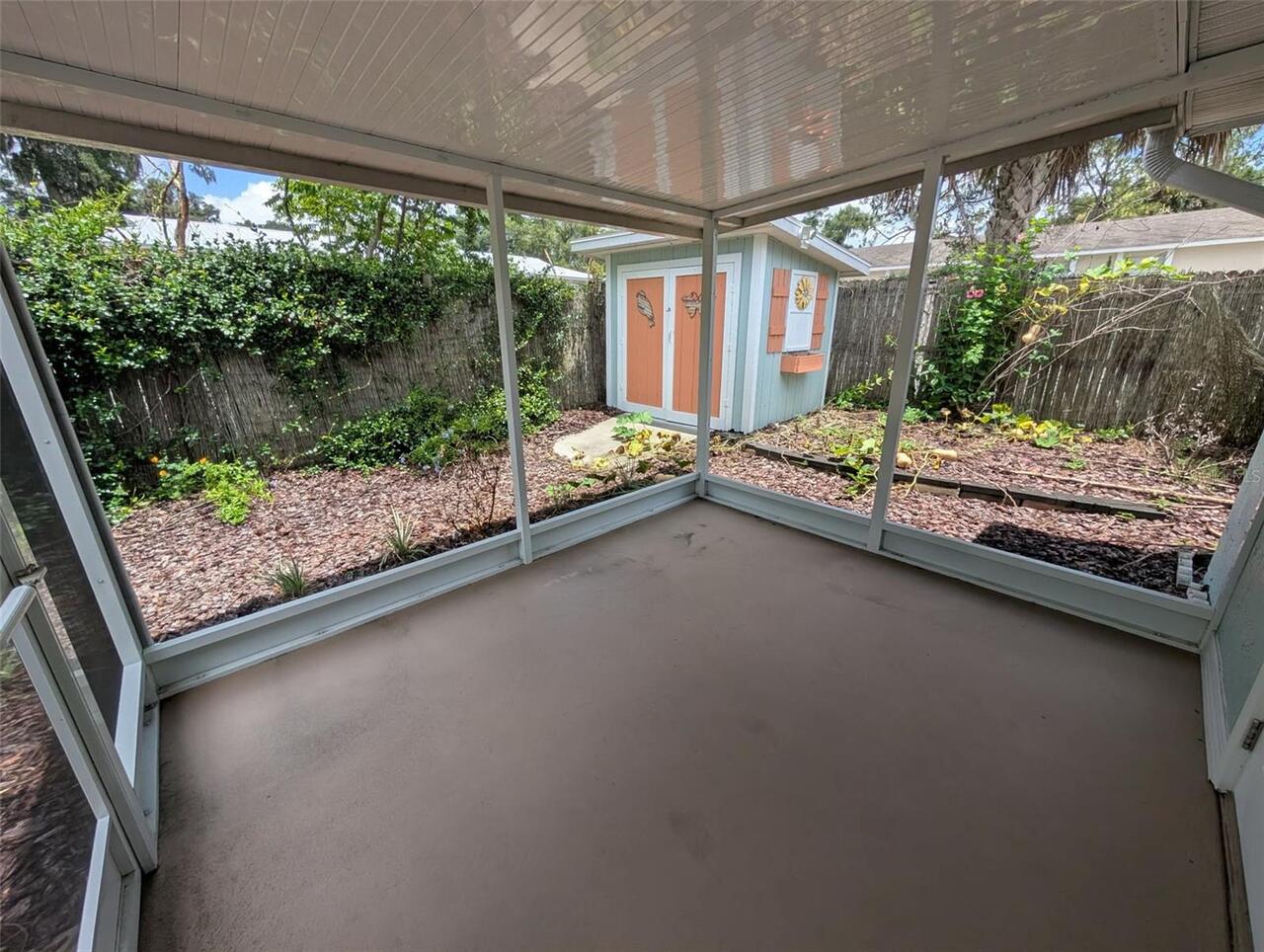 Listing Photo 11