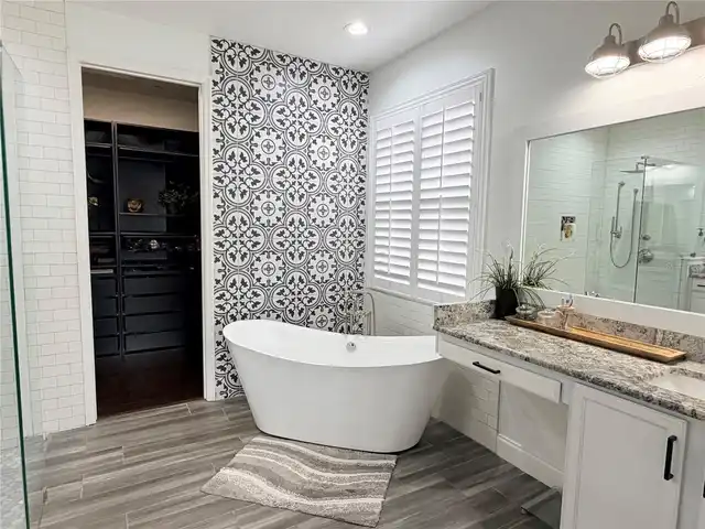 Listing Photo 25