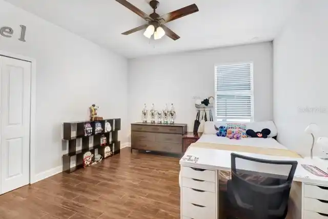 Listing Photo 6