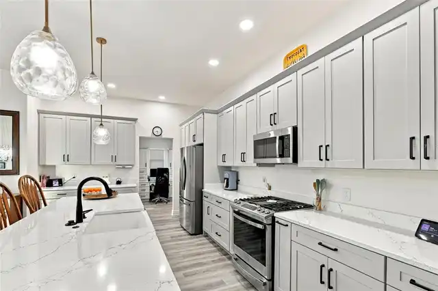 Listing Photo 42