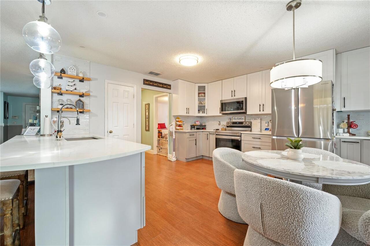 Listing Photo 10