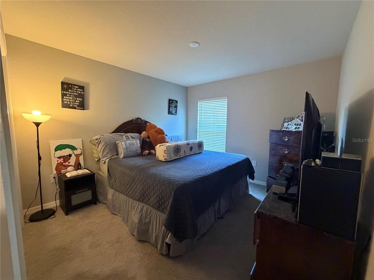 Listing Photo 11