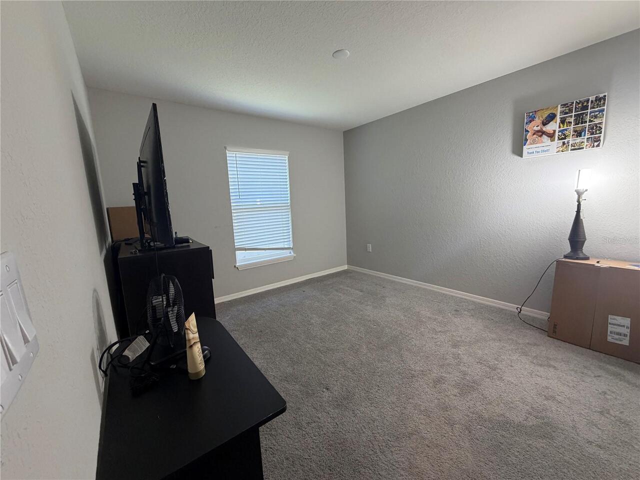 Listing Photo 12