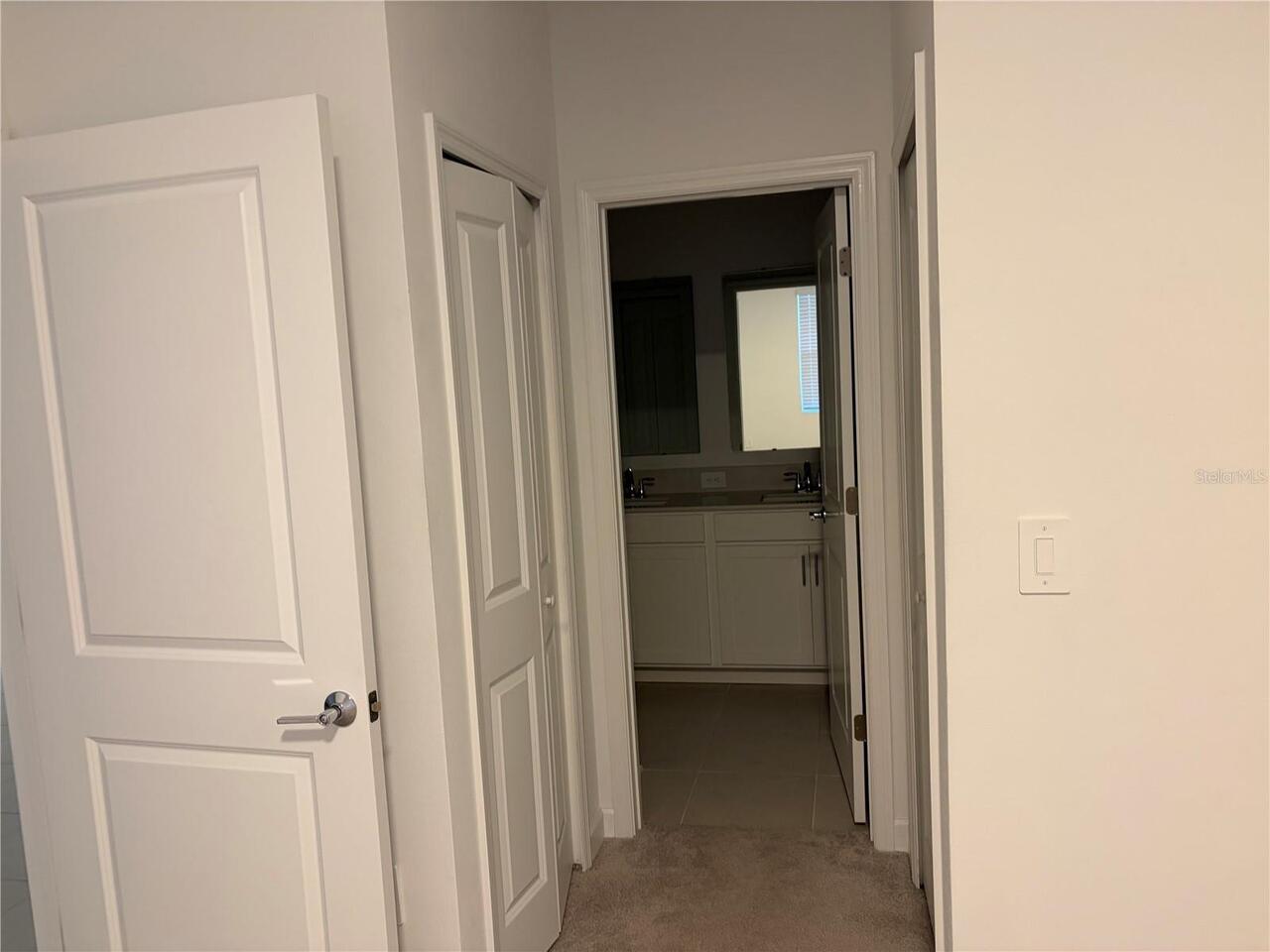 Listing Photo 8