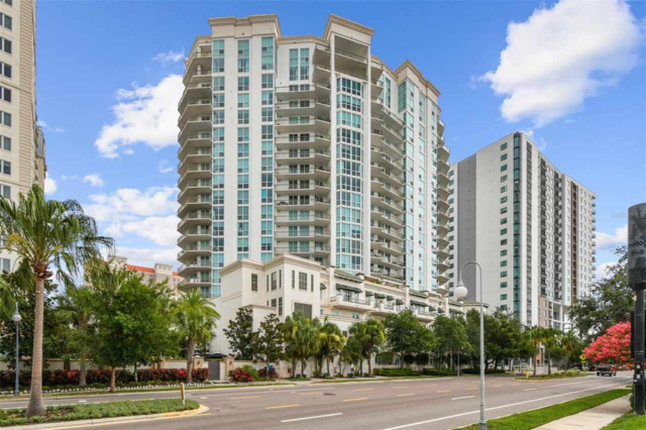 3BR, Home, 4BA, $4,995,000
Read More