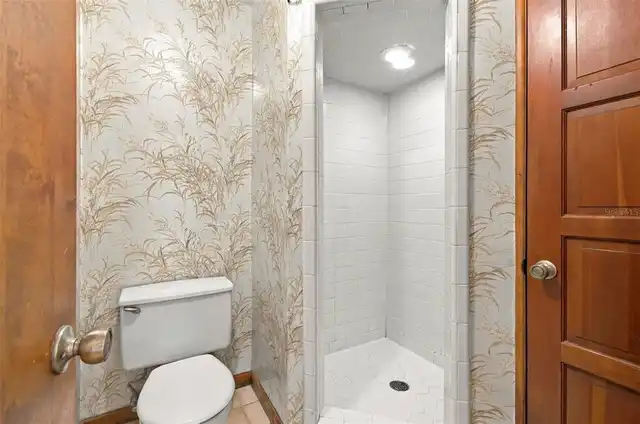 Listing Photo 16