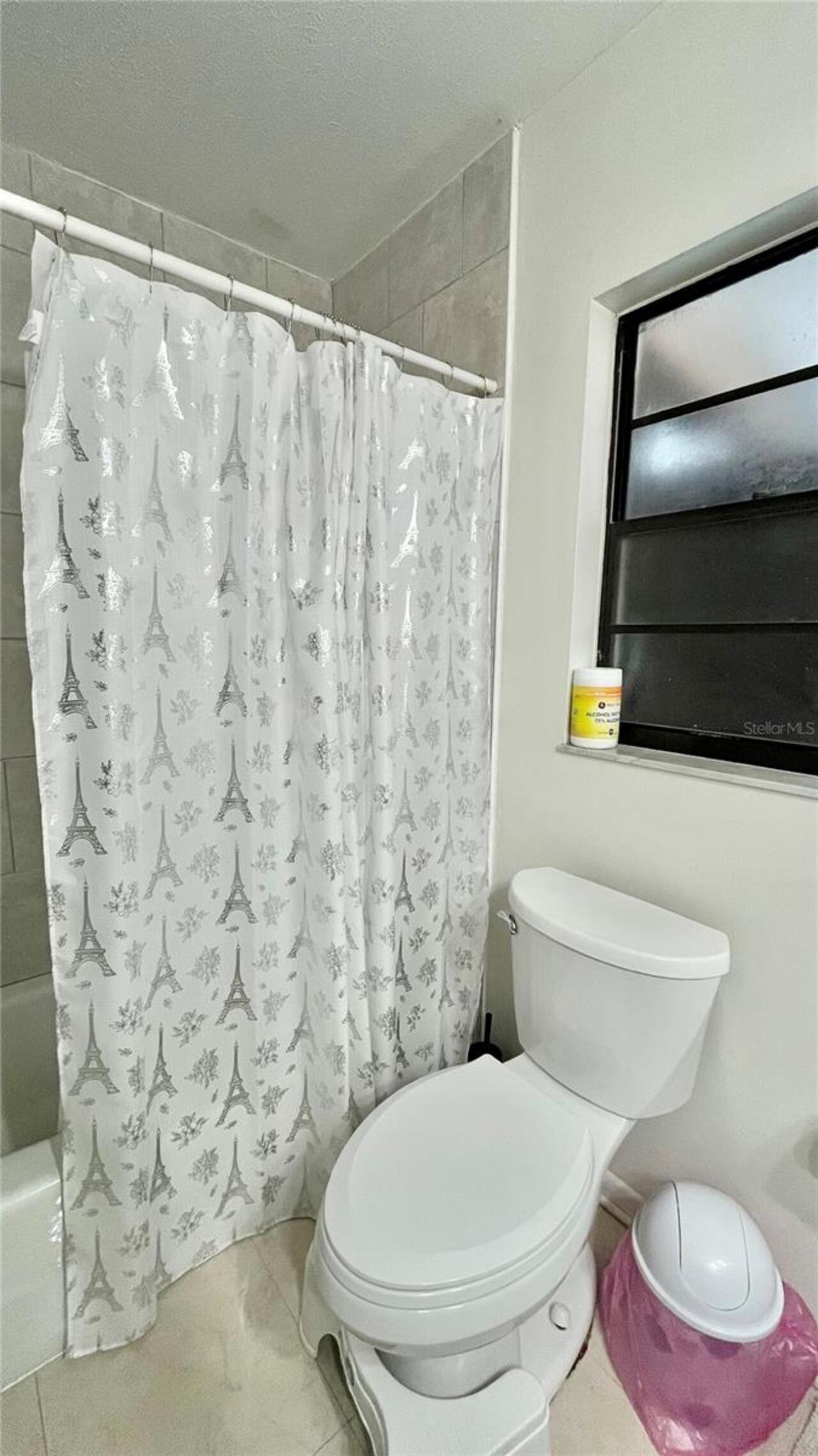 Listing Photo 22