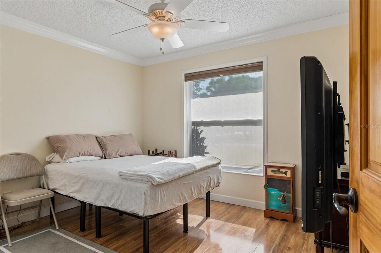 Listing Photo 28