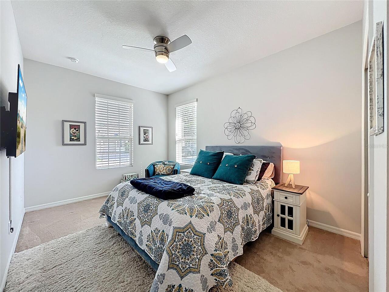 Listing Photo 10