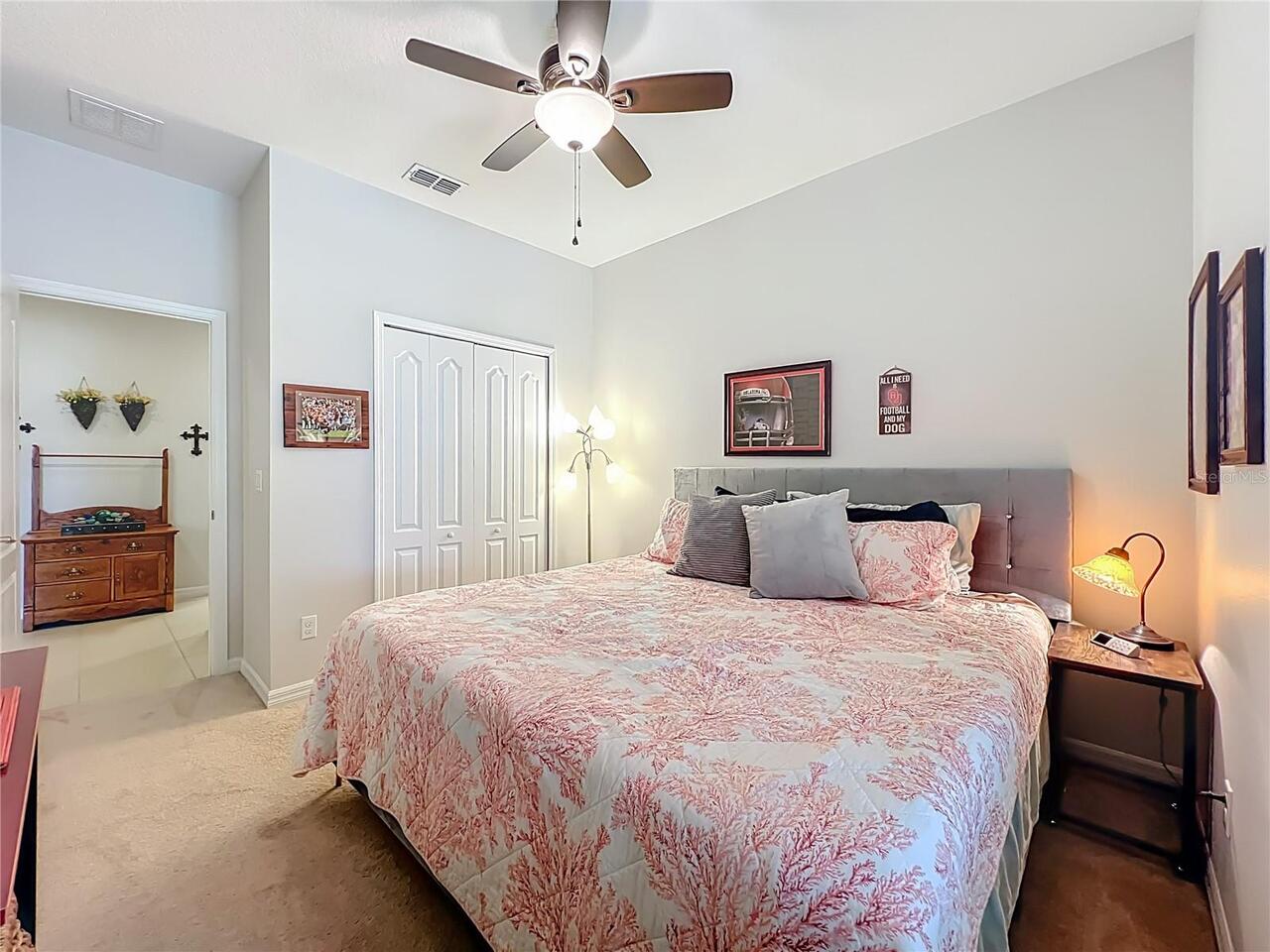 Listing Photo 11