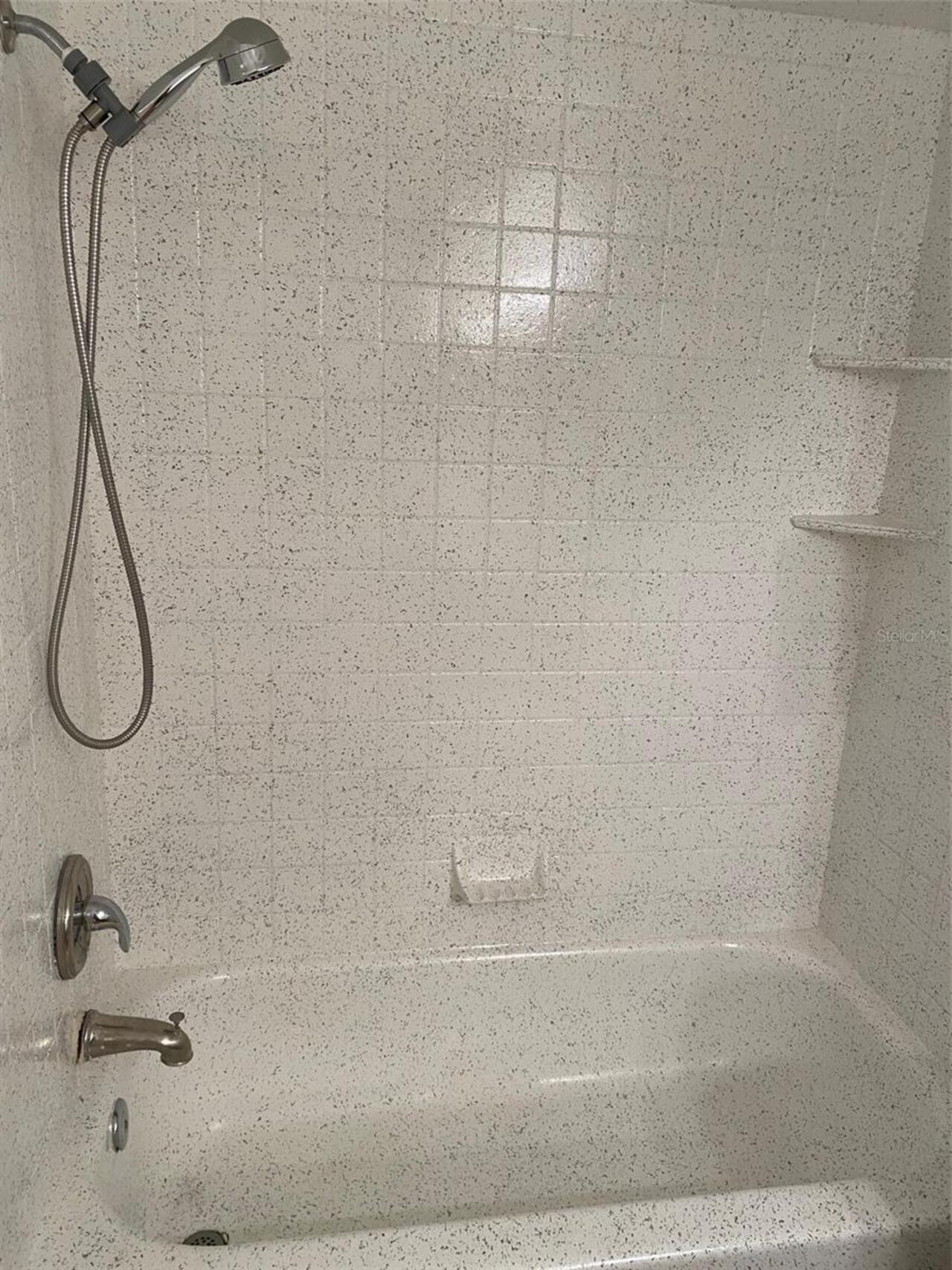 Listing Photo 16